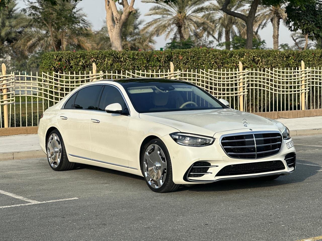 Mercedes-Benz W223 S500